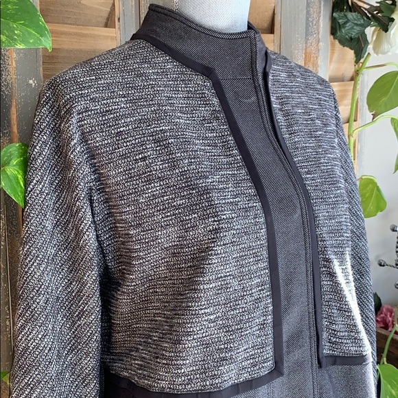 Lululemon dark grey mandarin collar raglan jacket - Picture 5 of 16